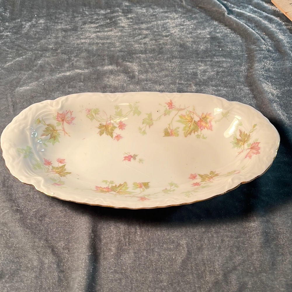 VTG Bavaria Leaf Dish